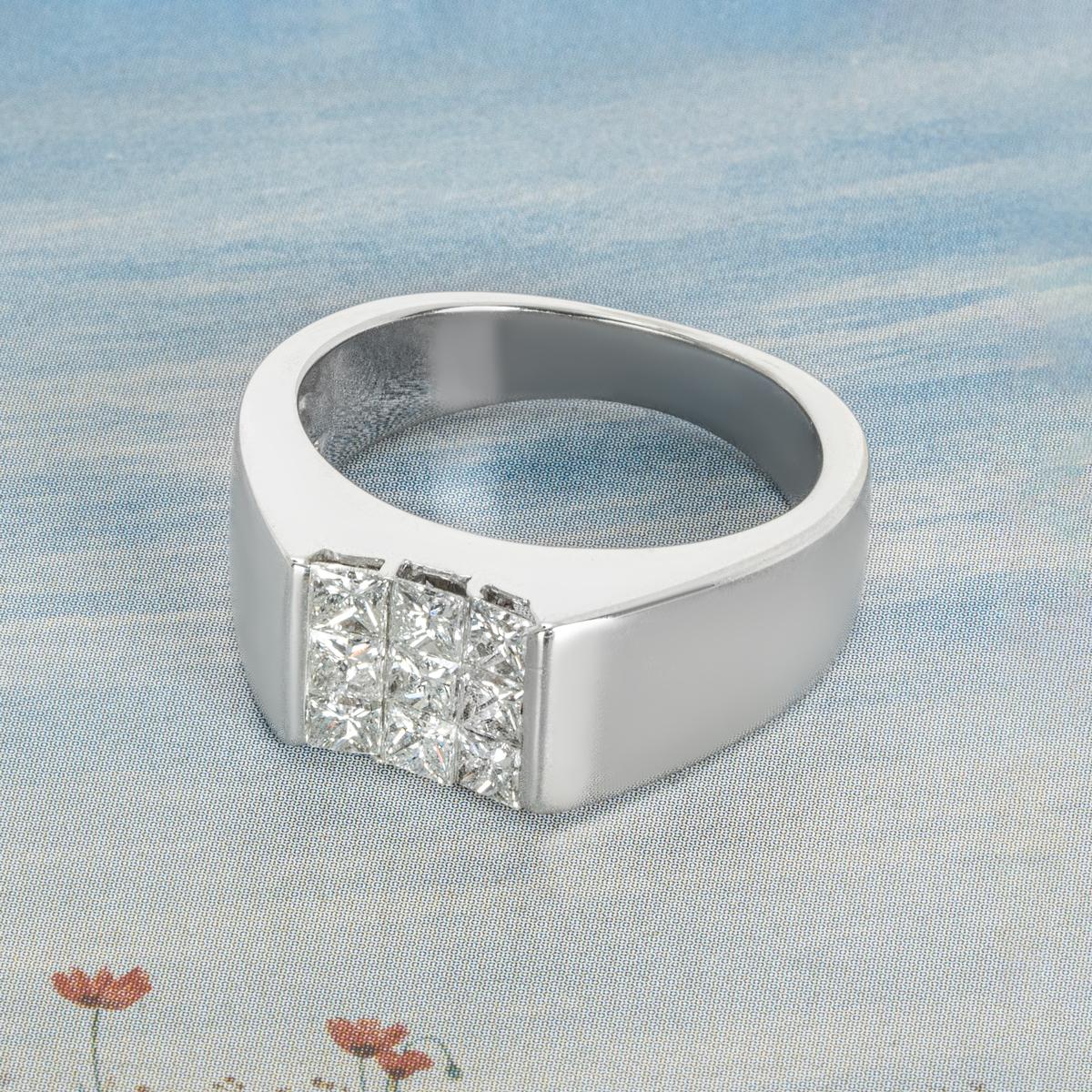 White Gold Princess Cut Diamond Signet Ring For Sale 4