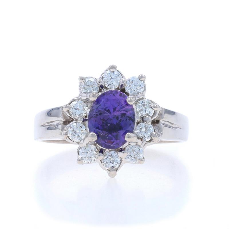 Dimensione: 7
Costo della taglia: Up 3 taglie per $50 o Down 1 1/2 taglie per $50

Contenuto del metallo: Oro bianco 14k

Informazioni su A. Stone

Zaffiro naturale
Trattamento: Riscaldamento
Carati: 1,59ct
Taglio: Ovale
Colore: viola

Diamanti