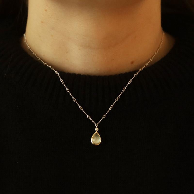 Collier en or blanc avec quartz, nacre et diamants - 14k Pear Cab Excellent état - En vente à Greensboro, NC