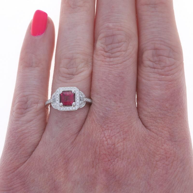 Weißgold Rot Beryll Smaragd Diamant Verlobungsring 14k .59ctw GIA SZ 6 1/4 (Carréeschliff) im Angebot