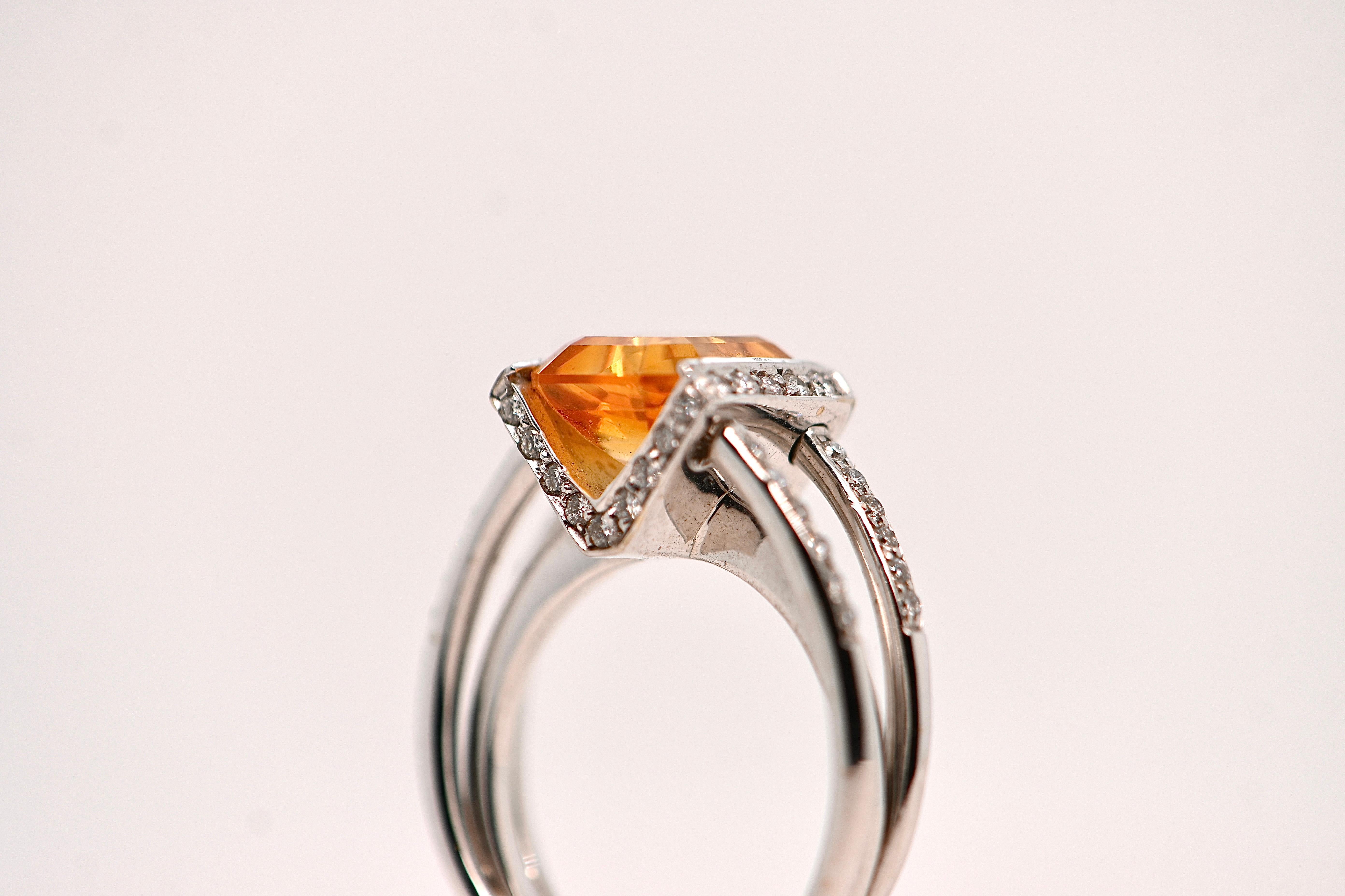 White Gold Ring Adorned with a 3.800 Carat Citrine and 0.420 Carat Diamonds For Sale 1