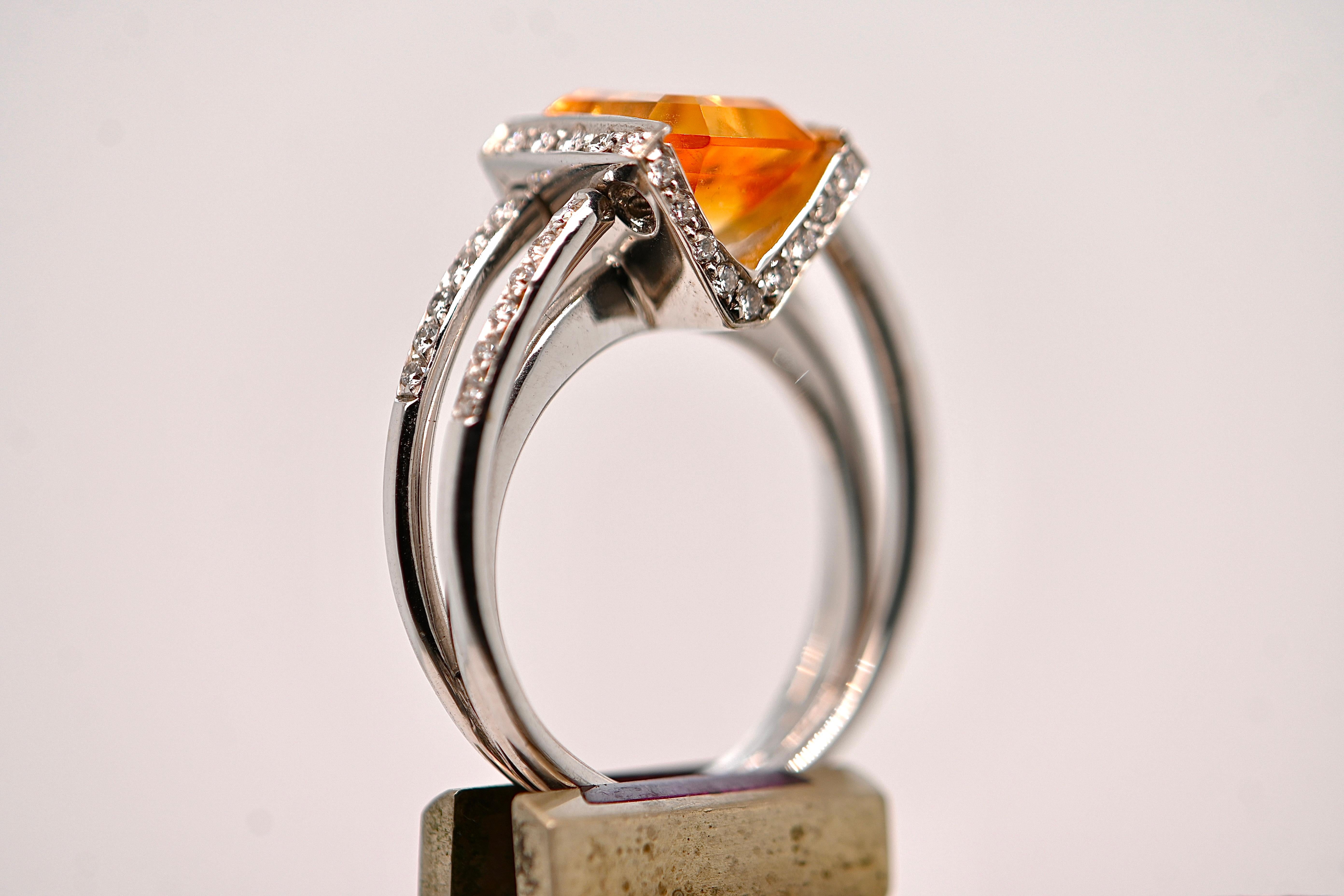 White Gold Ring Adorned with a 3.800 Carat Citrine and 0.420 Carat Diamonds For Sale 4