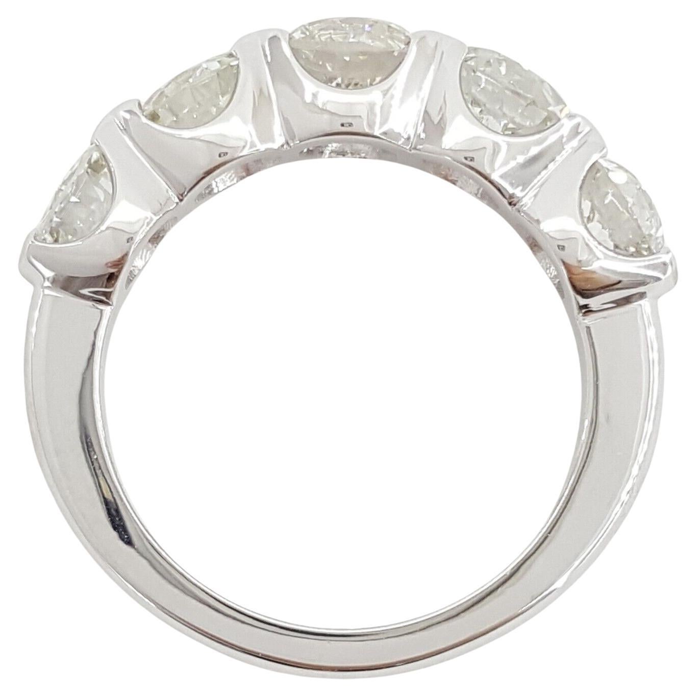 Contemporary White Gold Ring adorned with five 5-Stone Old European Band Ring For Sale