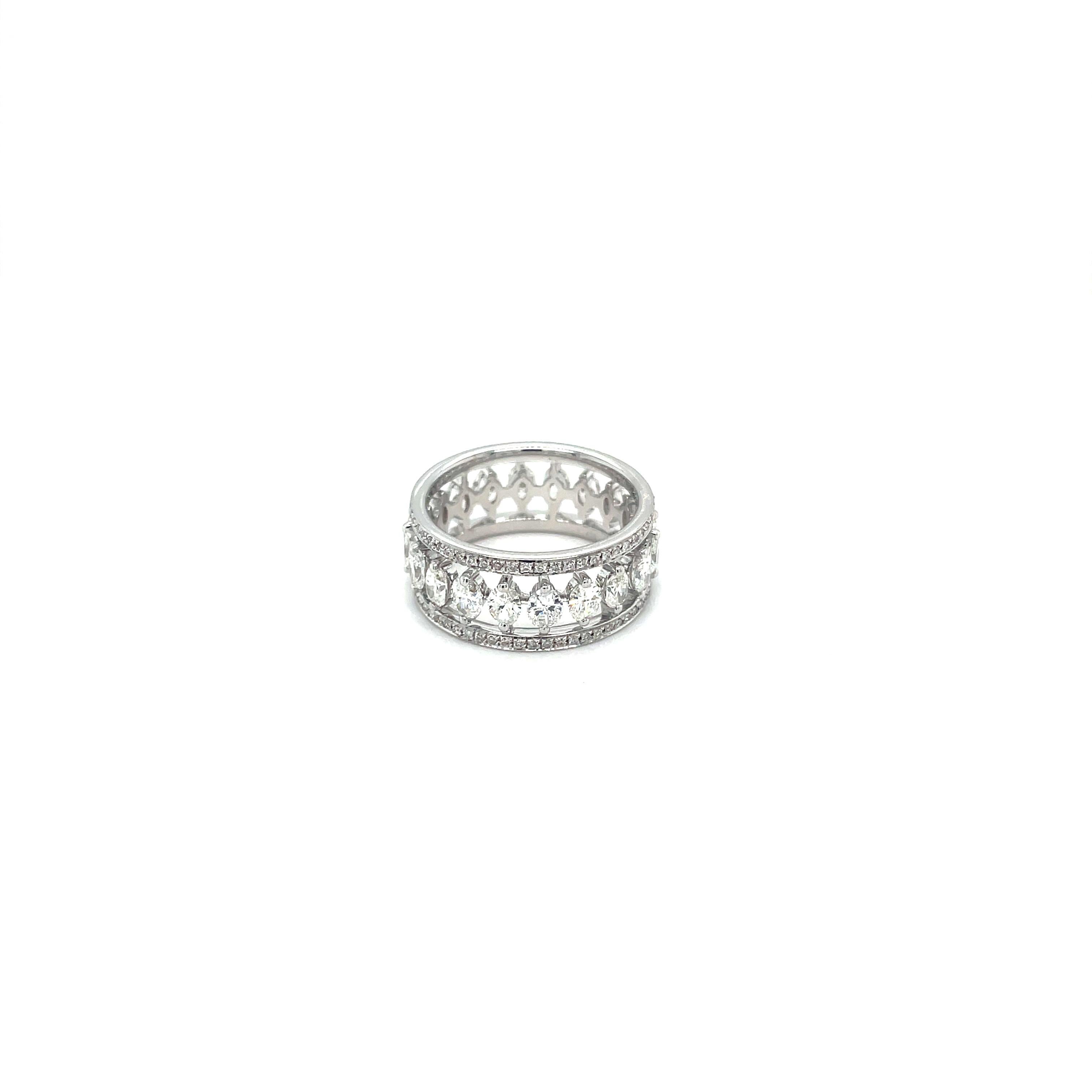 Round Cut White Gold Ring For Sale