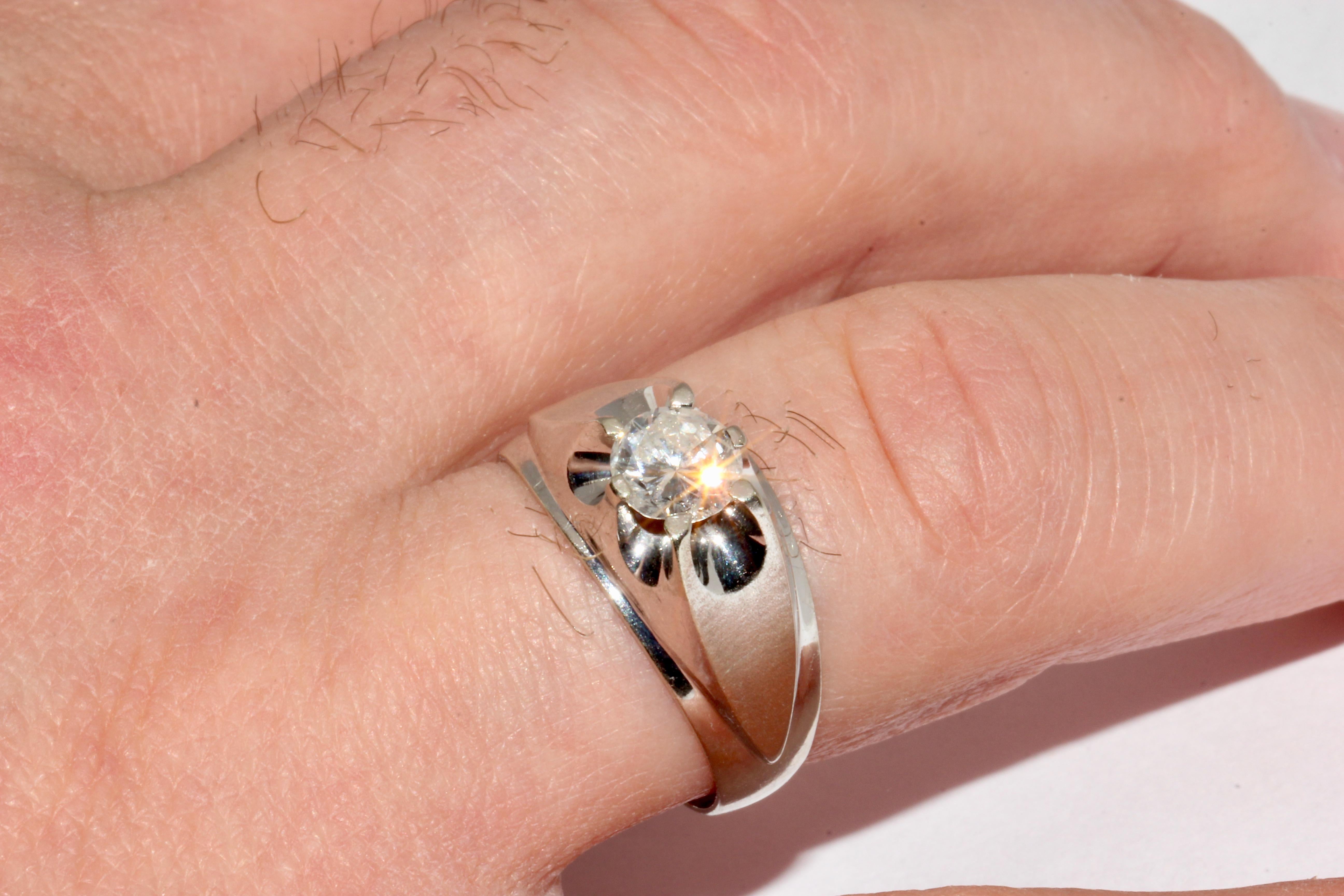 1.1 carat solitaire diamond ring