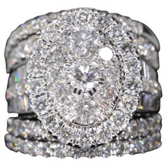 White gold ring set with diamonds 5.50 carat