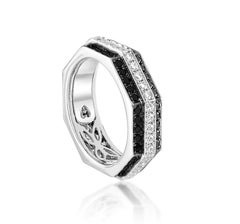 Ananya White Gold Ring Set with White and Black Diamonds
