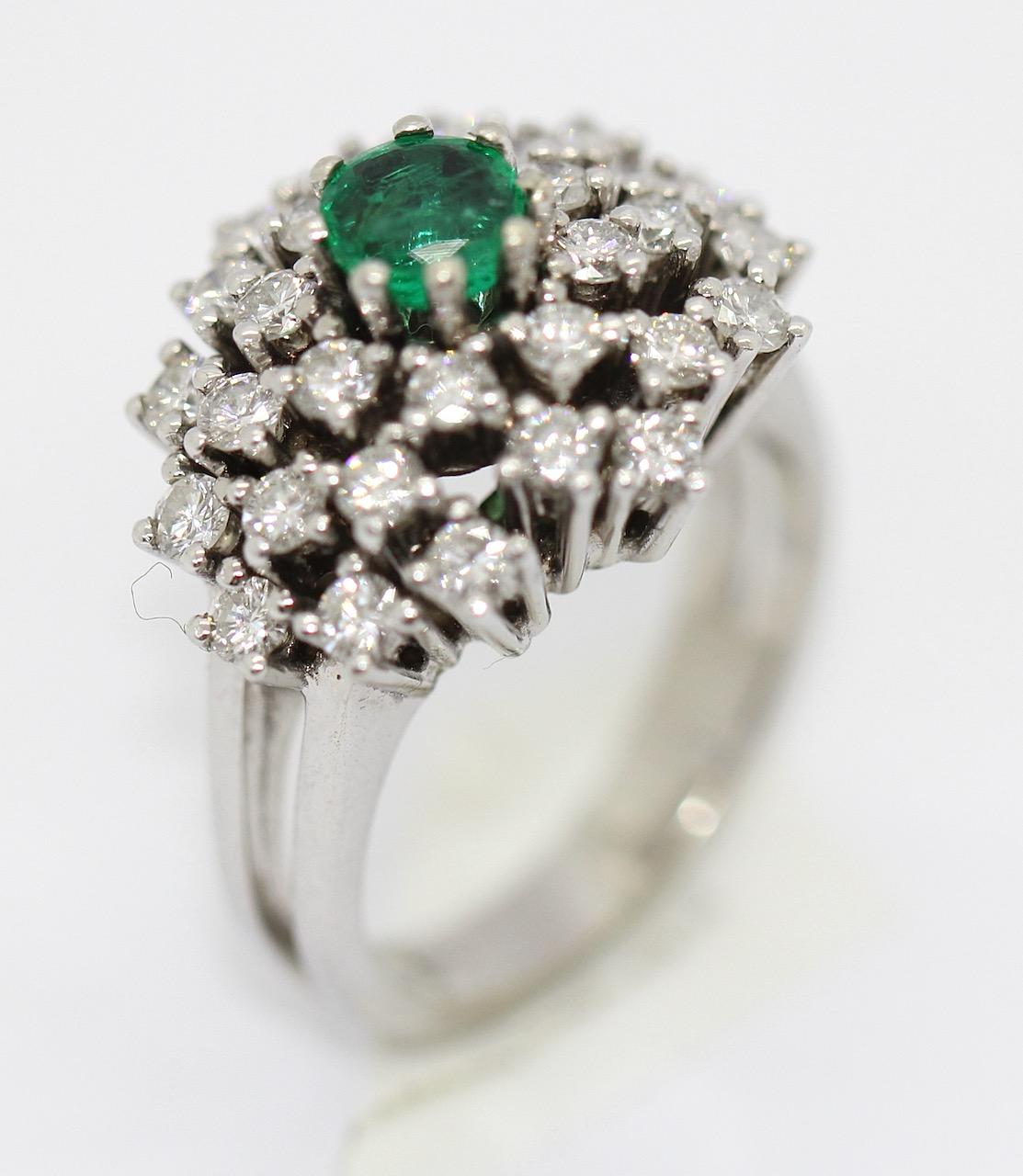 Modern White Gold Ring Set with White Diamonds and Emerald, 14 Karat For Sale