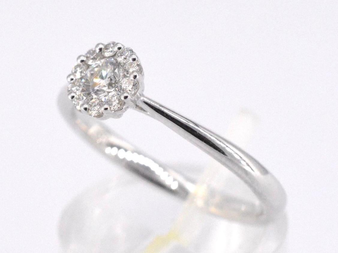 Contemporary White Gold Ring with 0.35 Carat Diamond For Sale