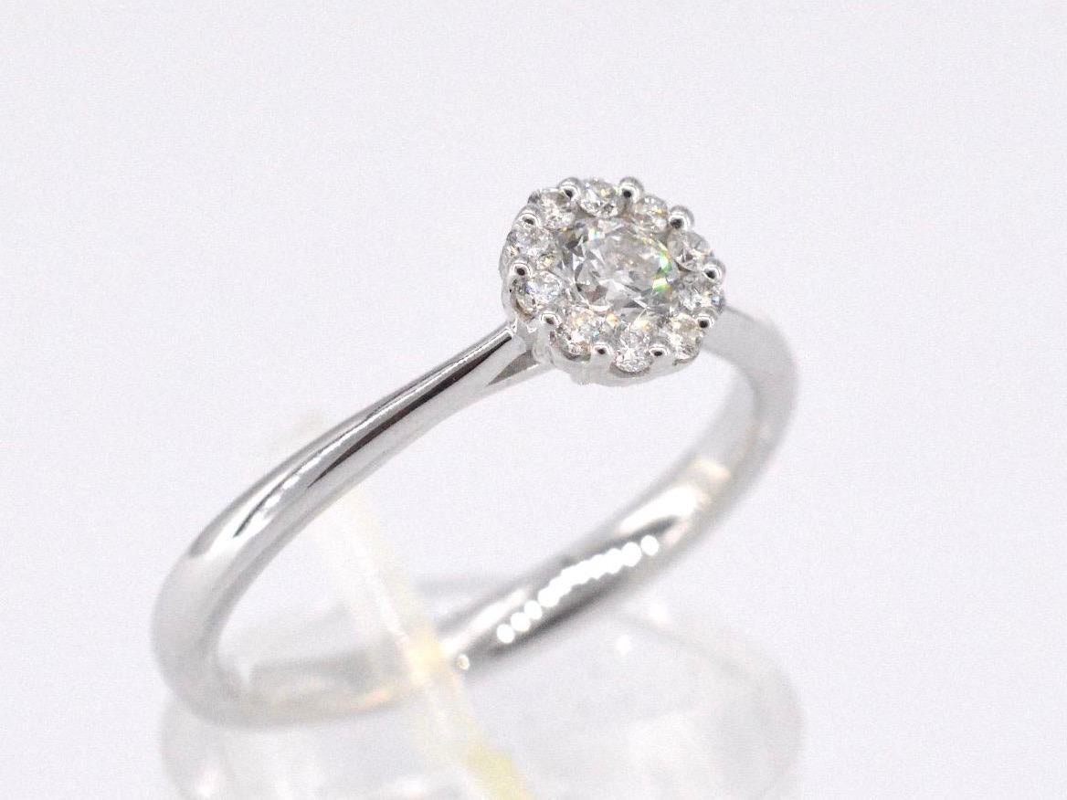 Brilliant Cut White Gold Ring with 0.35 Carat Diamond For Sale