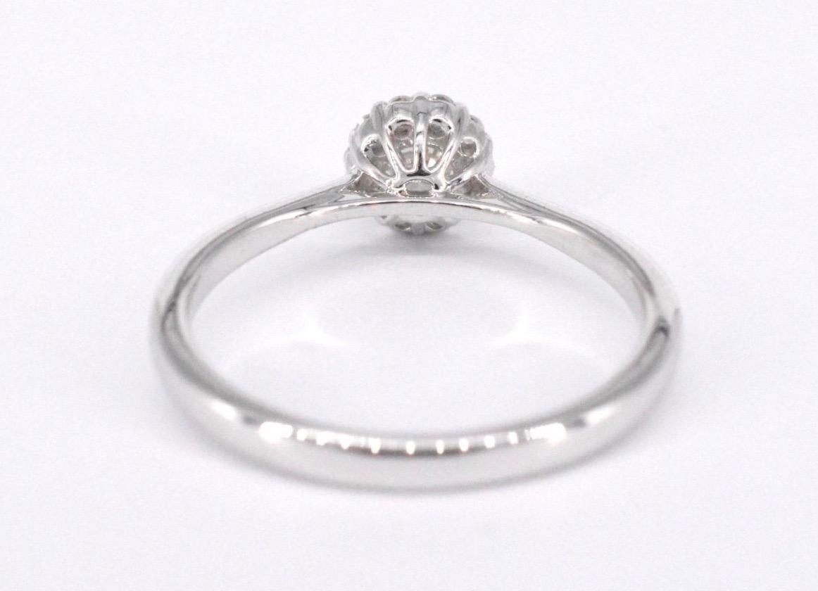 Women's White Gold Ring with 0.35 Carat Diamond For Sale