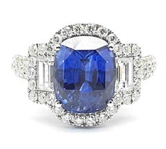 White Gold Ring with a 5.50 Carat Pillow Shaped Faceted Sapphire and Diamonds