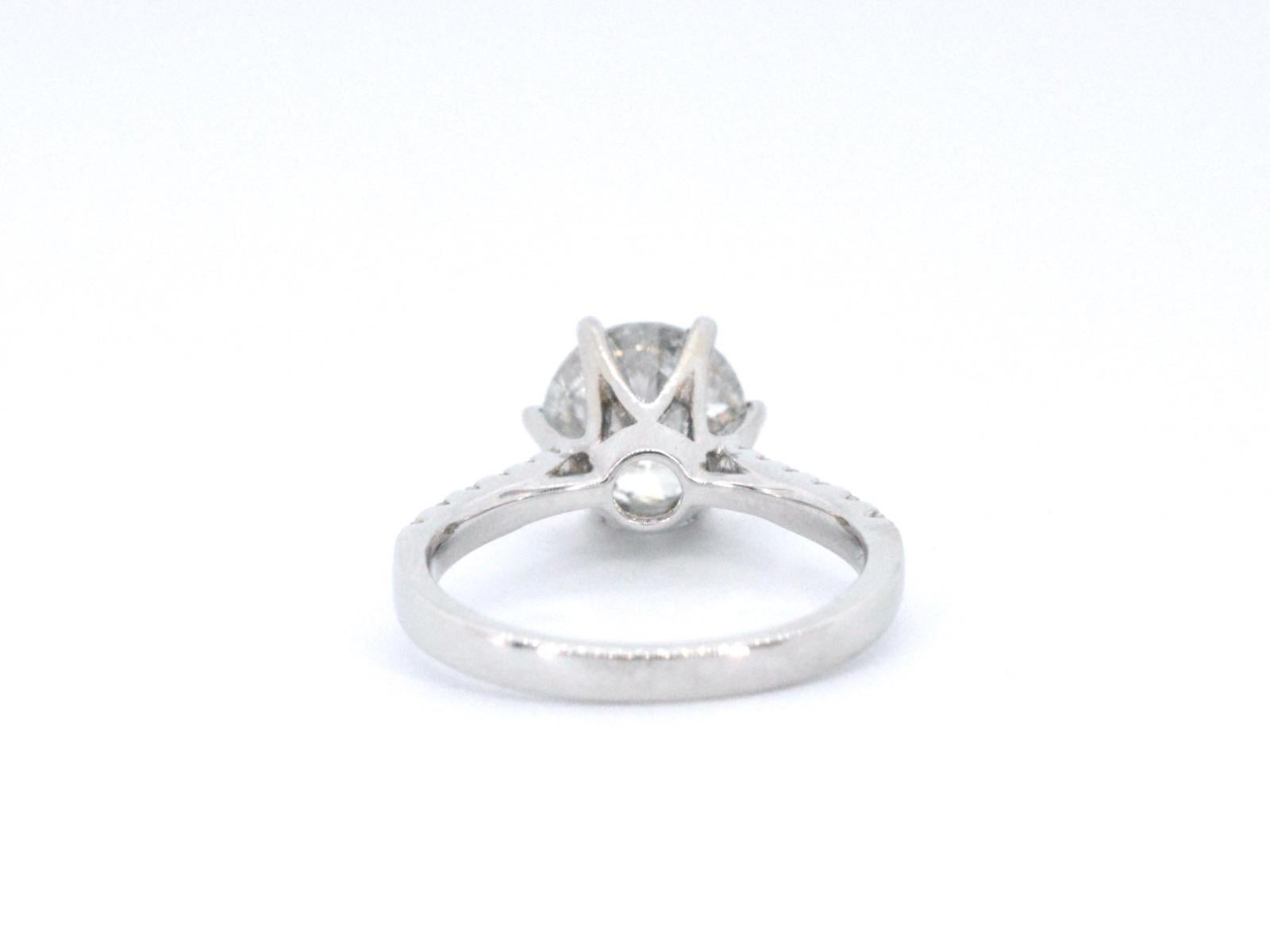 White gold ring with a brilliant cut diamond of 3.00 carat In Excellent Condition For Sale In AMSTELVEEN, NH