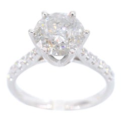 Anillo de oro blanco con un diamante talla brillante de 3,00 quilates
