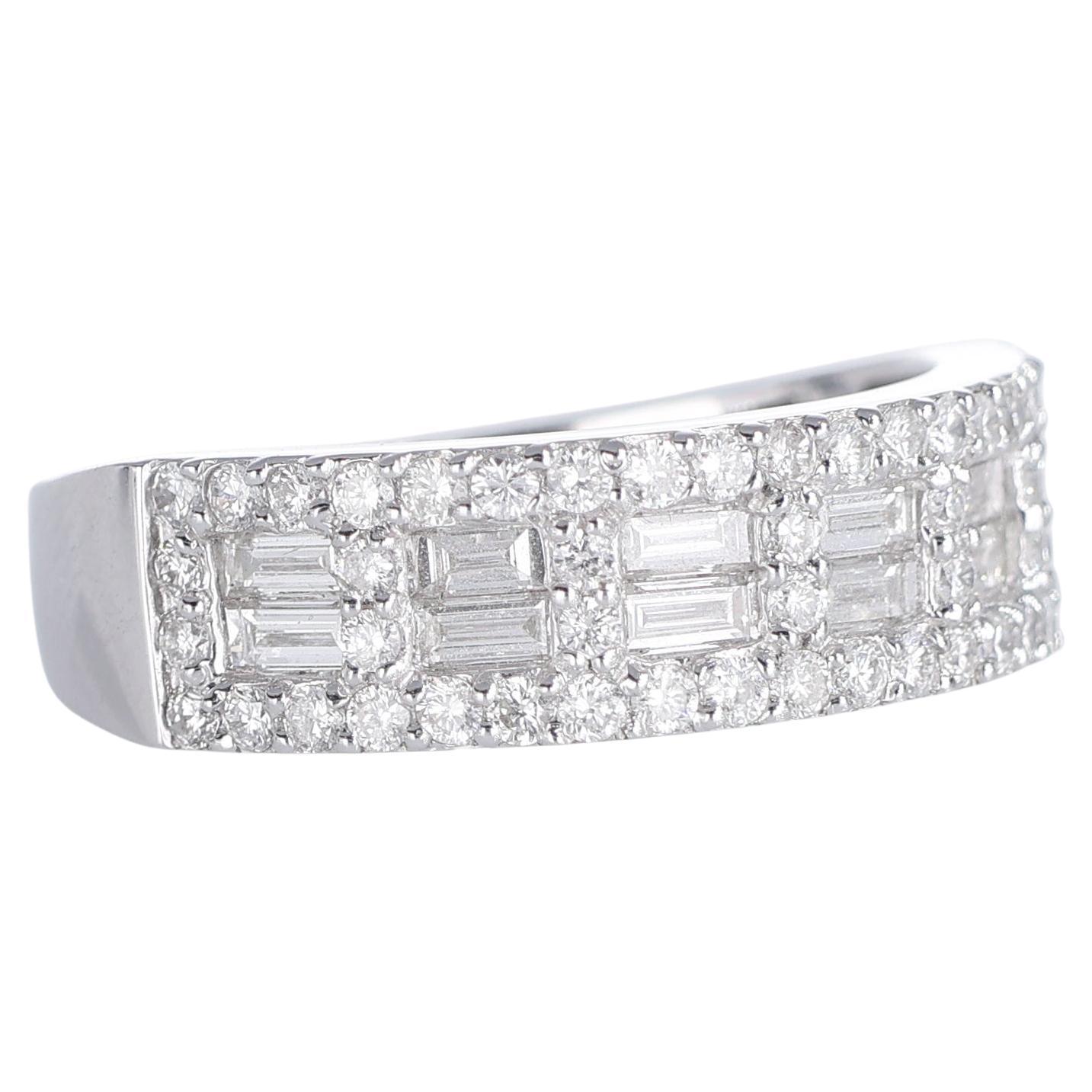 White Gold Ring with Baguette and Brilliant-Cut Diamonds