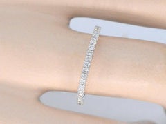 18K White Gold Ring with 0.25ct Diamonds - Women's Jewelry