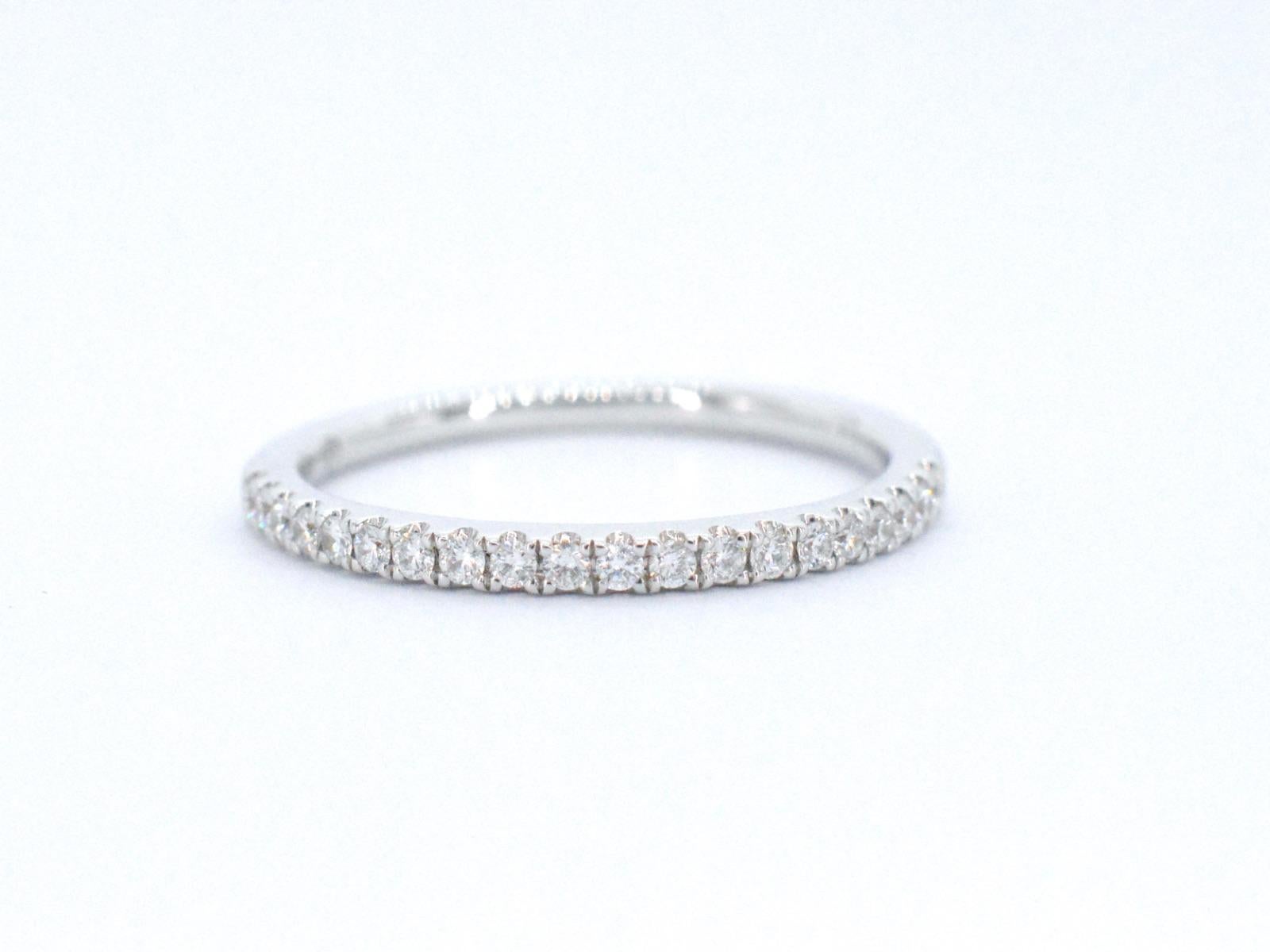 White Gold Ring with Brilliant Cut Diamond For Sale 1