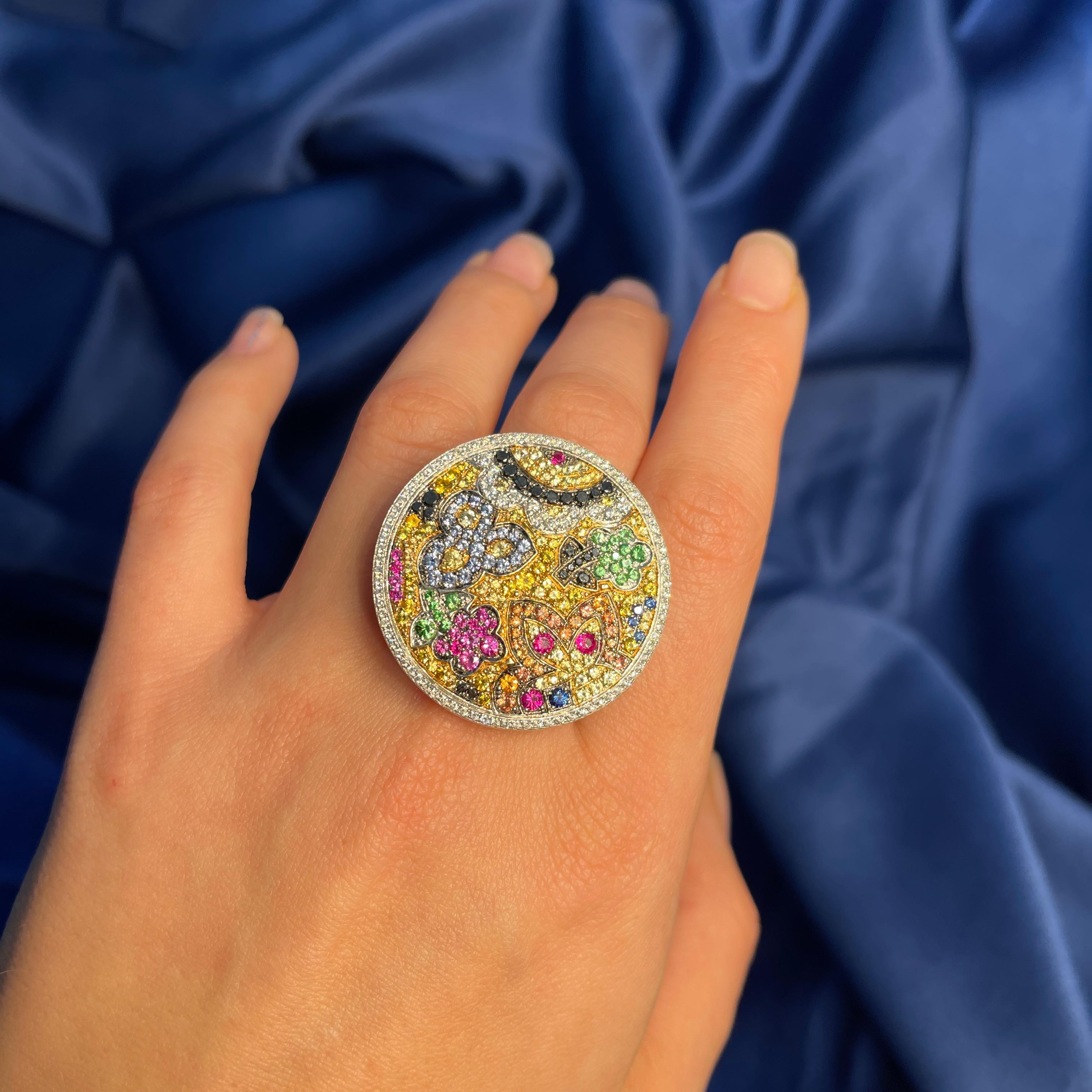 White Gold Ring with Detachable Floral Pendant in Precious Stones For Sale 5