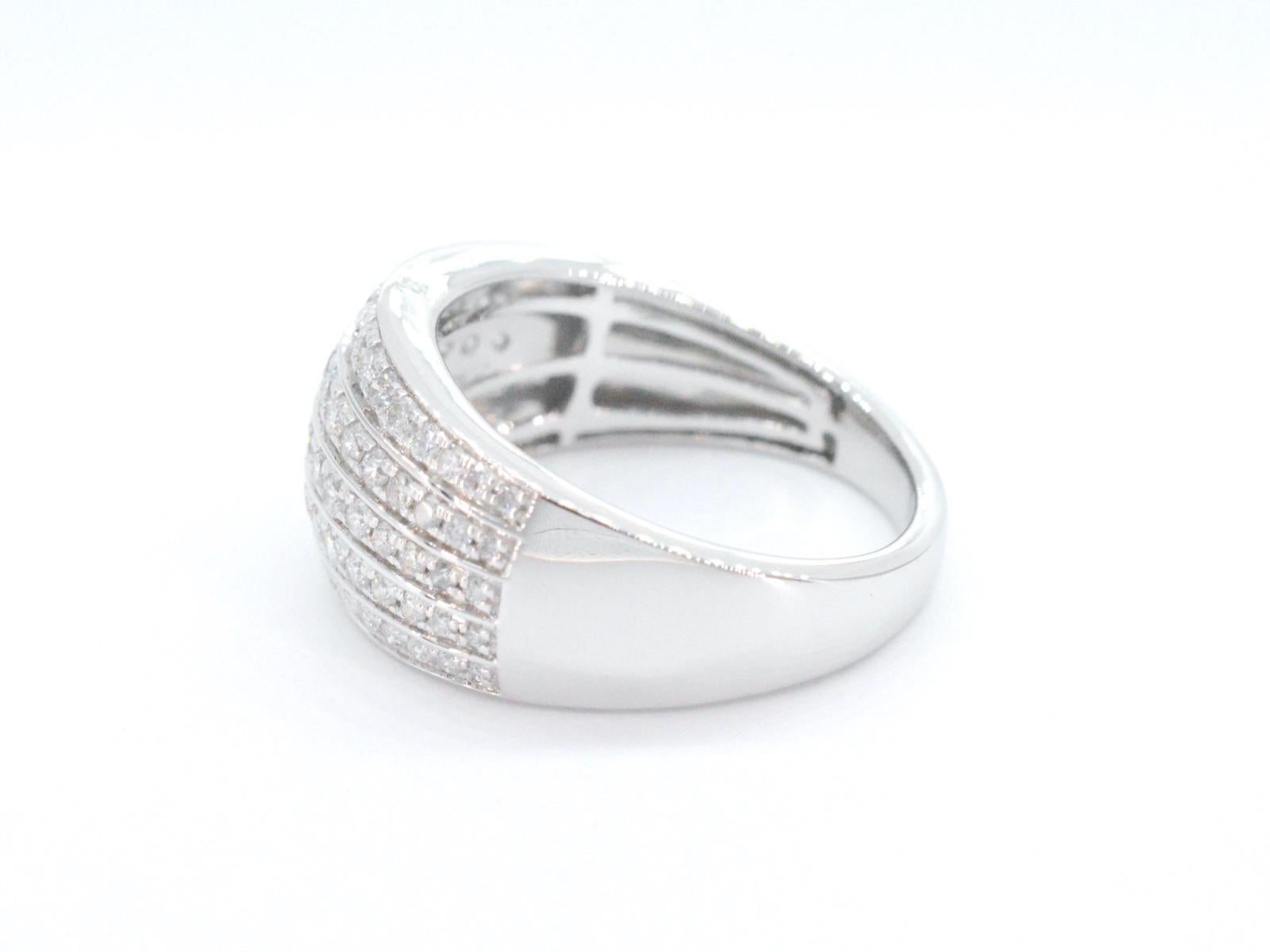 Brilliant Cut White Gold Ring with Diamonds 1.00 Carat For Sale