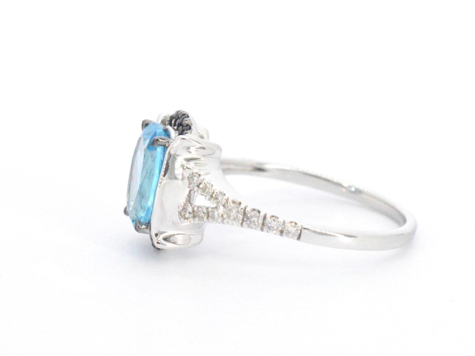White Gold Ring with Diamonds and Beautiful Topaz with Sapphire For Sale 3
