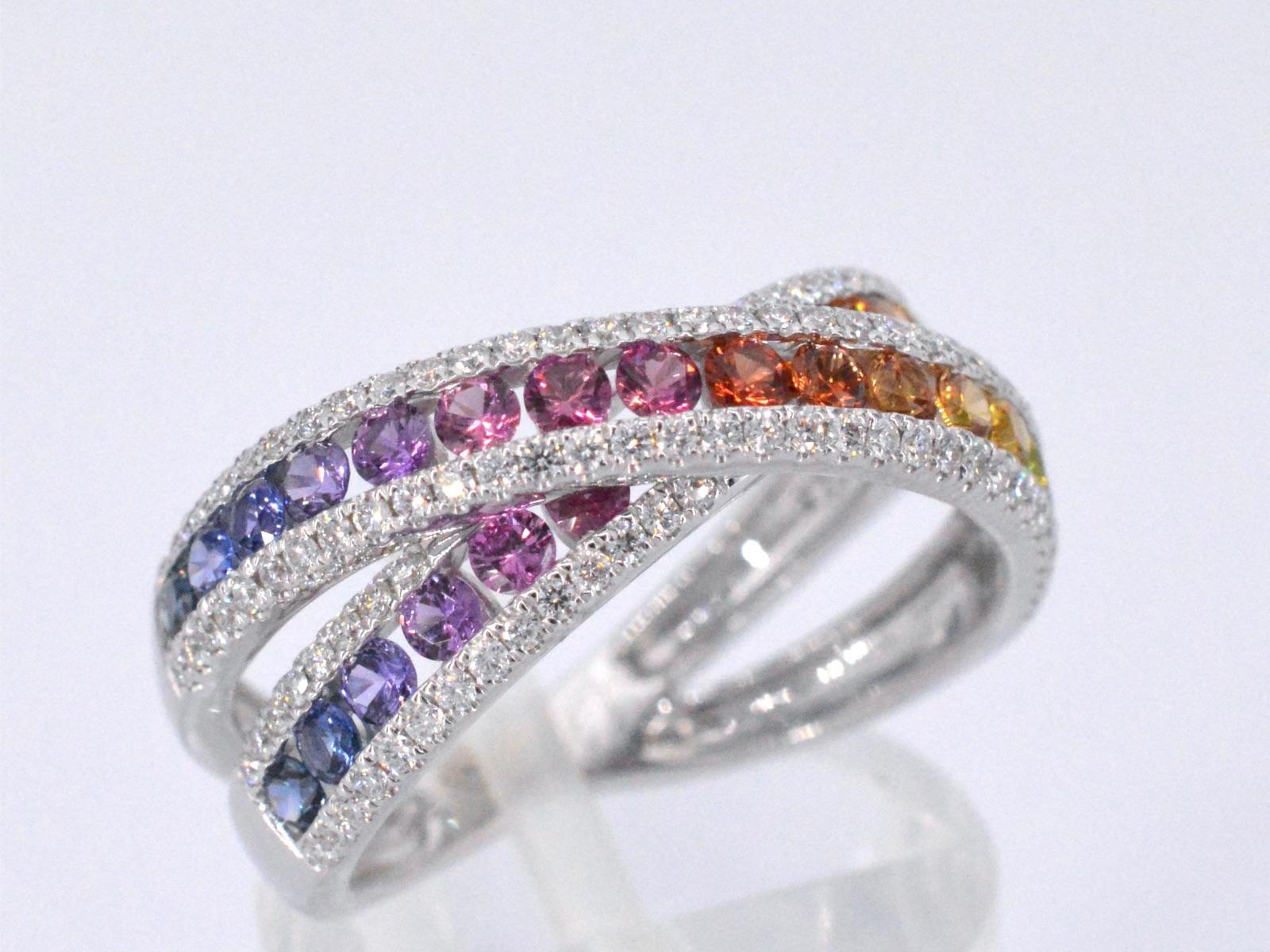 White Gold Ring with Diamonds and Multicolour Sapphires In Excellent Condition For Sale In AMSTELVEEN, NH