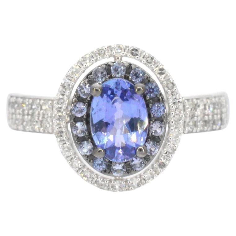 White Gold Ring with Diamonds and Tanzanite For Sale