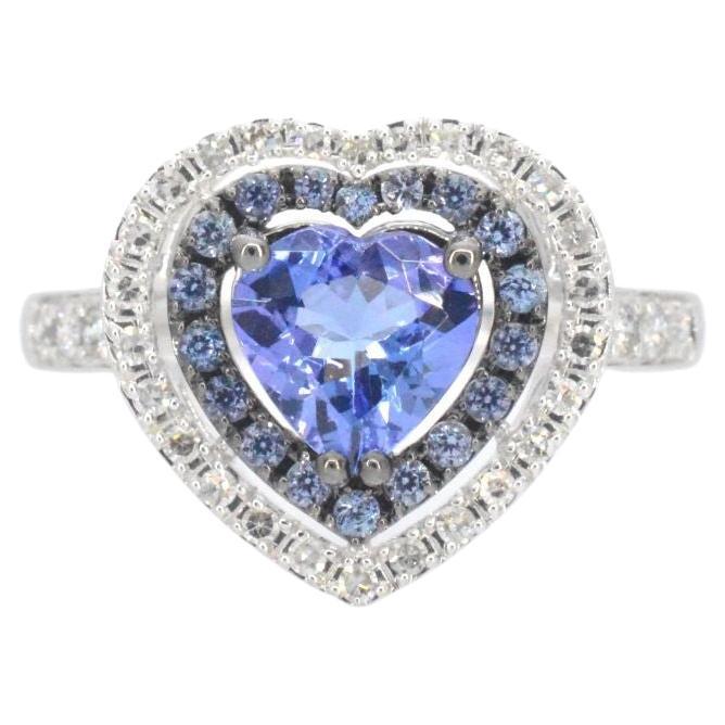 White Gold Ring with Diamonds and Tanzanite For Sale