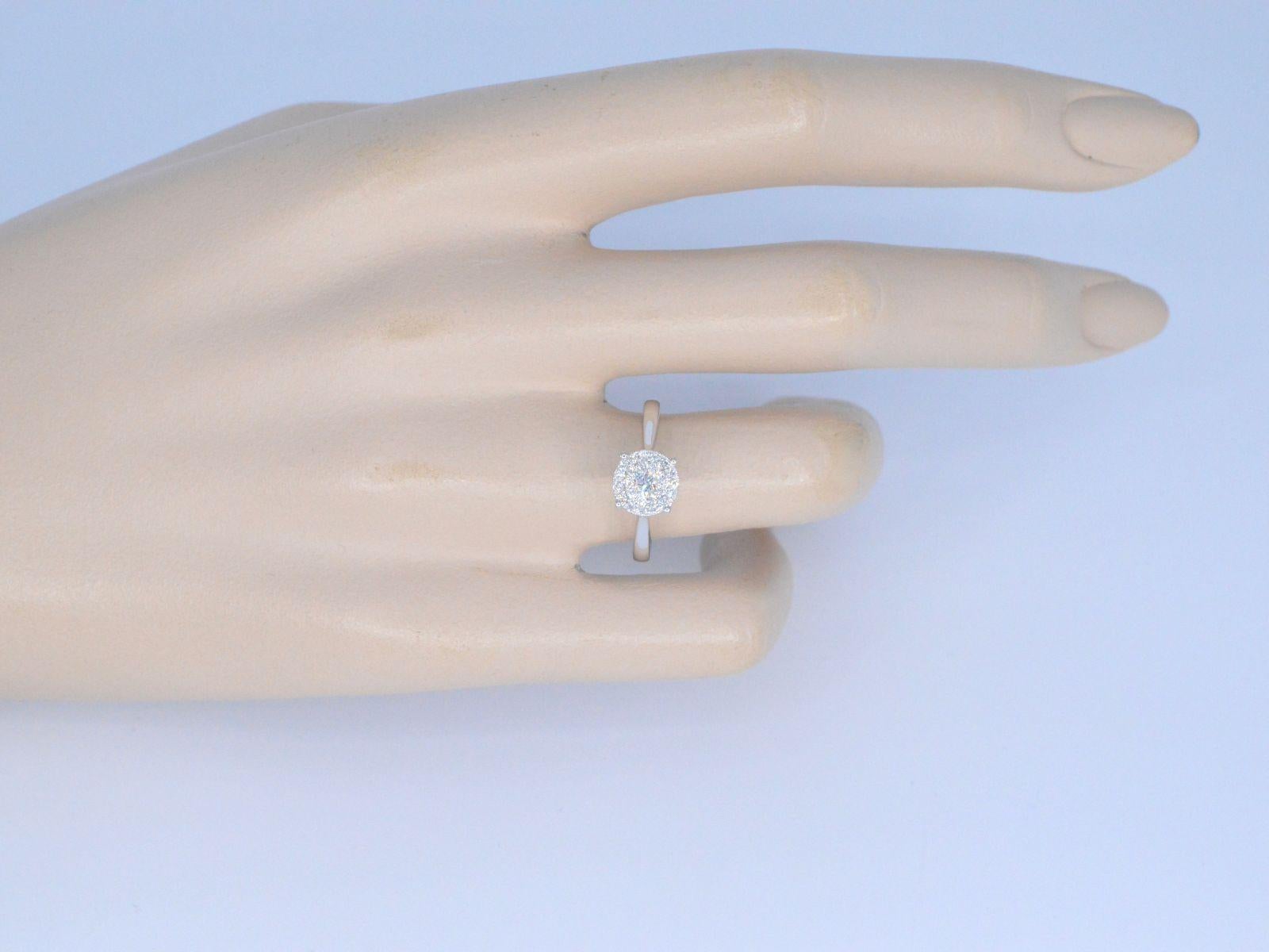Ring aus Weißgold mit Diamanten (Zeitgenössisch)