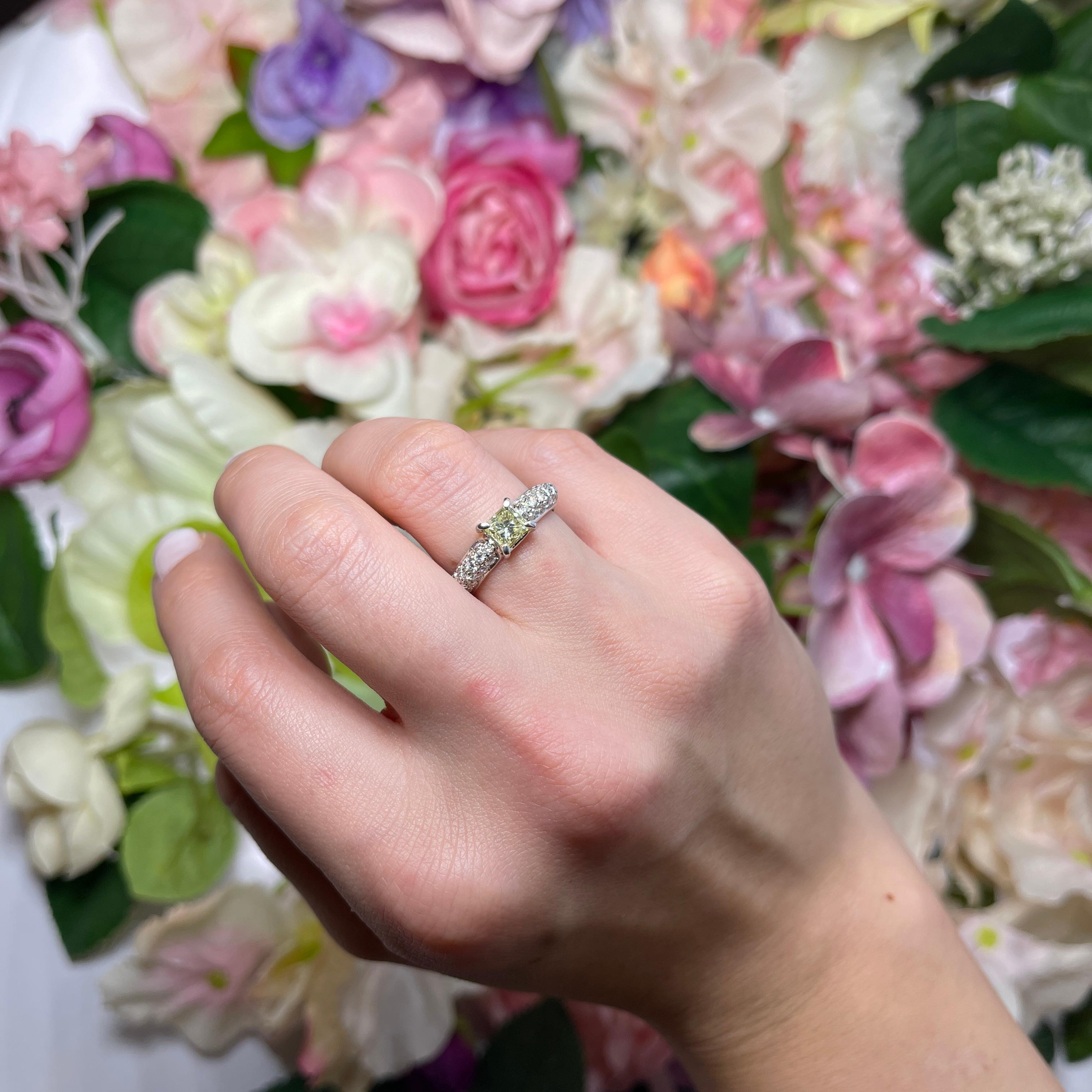 White Gold Ring with Fancy Yellow Princess Diamond and White Diamond Pavé For Sale 2