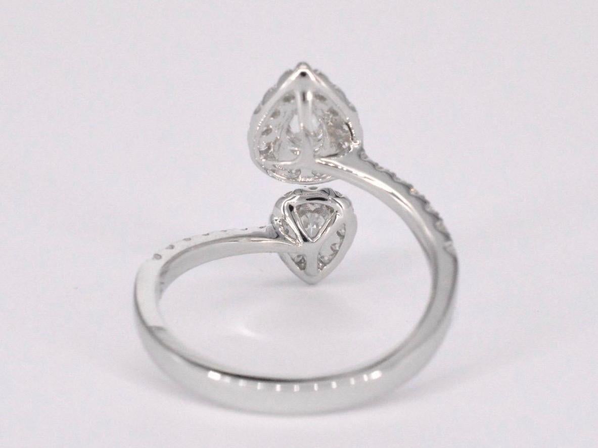 Bague en or blanc avec diamants brillants en forme de poire de 1,25 carat en vente 1