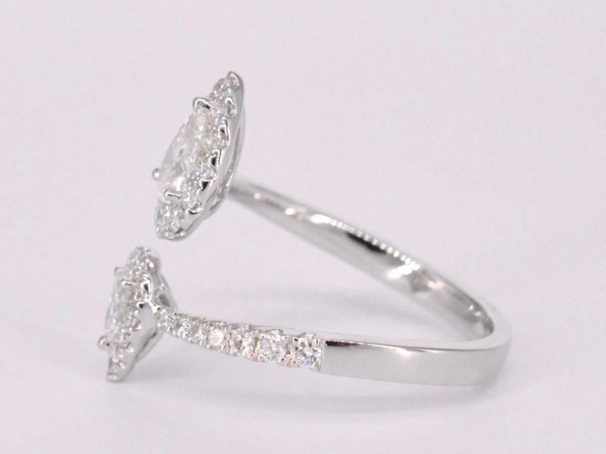 Bague en or blanc avec diamants brillants en forme de poire de 1,25 carat en vente 2