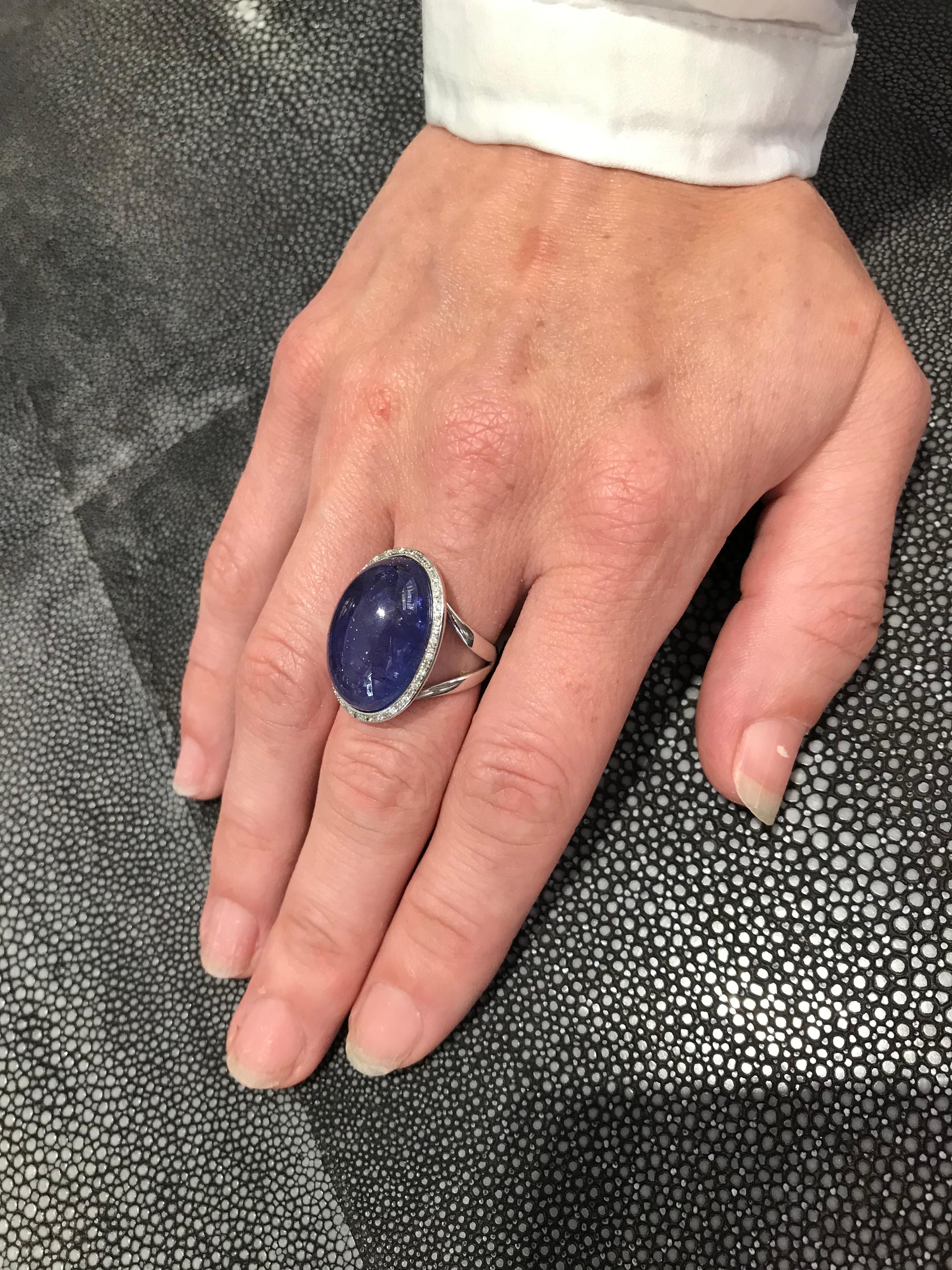 White Gold Ring with Tanzanite, Ornamented with Diamonds 4