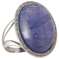 White Gold Ring with Tanzanite, Ornamented with Diamonds