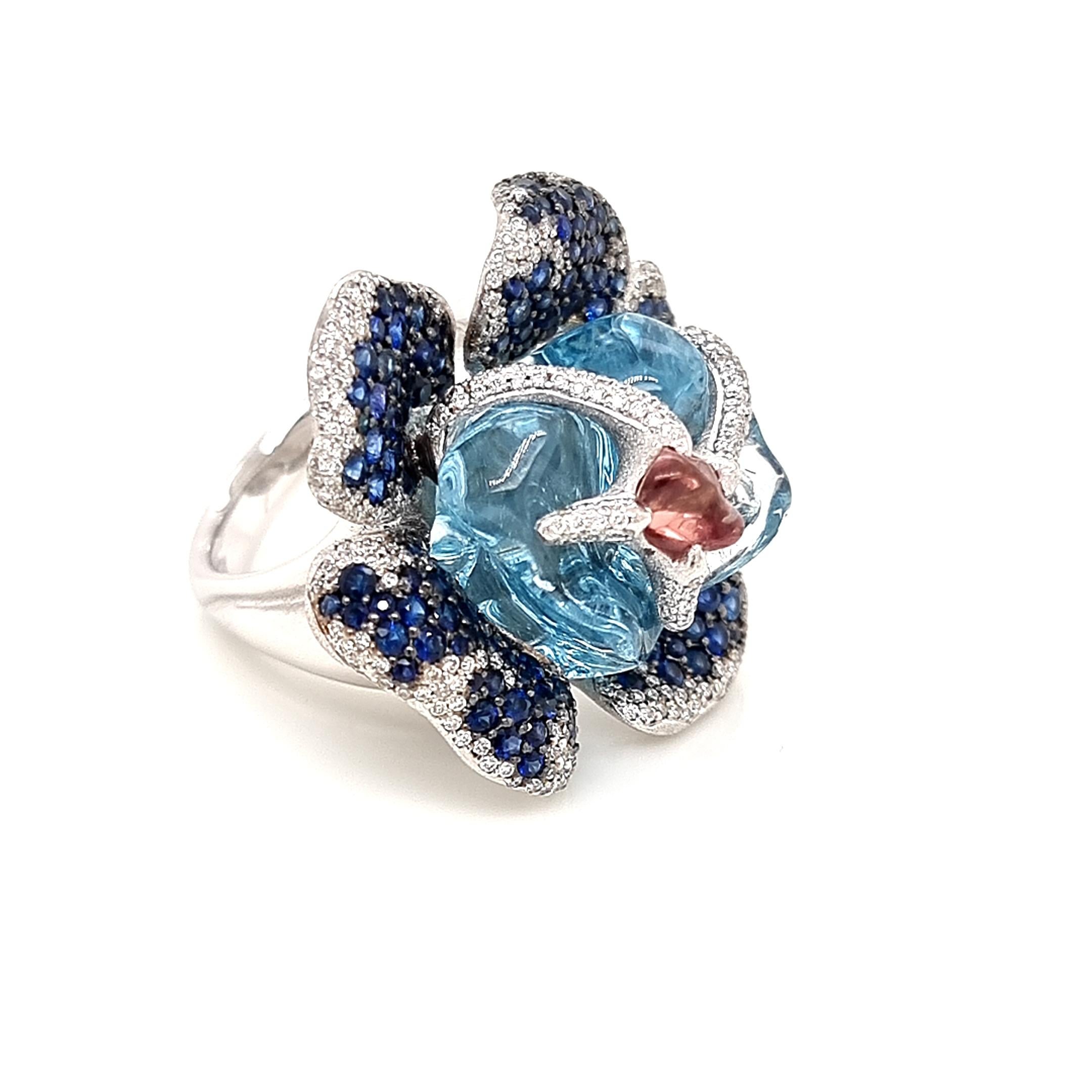 White Gold Ring with Uncut Aquamarine, Blue and Orange Sapphires, White Diamonds For Sale 3