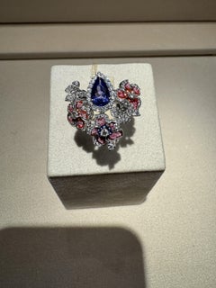 White Gold Ring with White Diamonds and Micromosaic