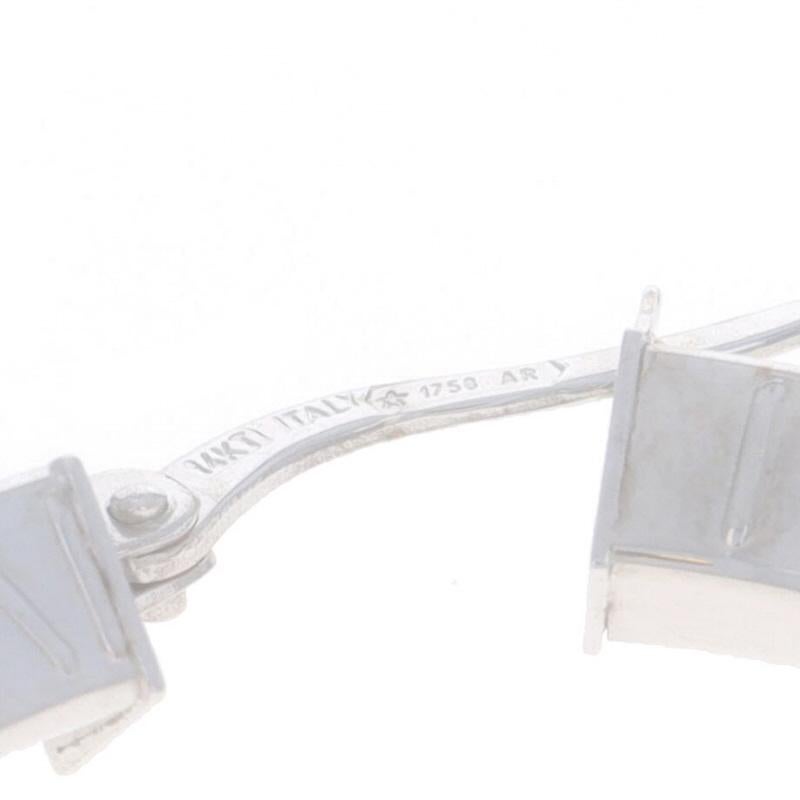 Orecchino a cerchio con numeri romani in oro bianco 14k con bordo a coltello e forato in vendita 1