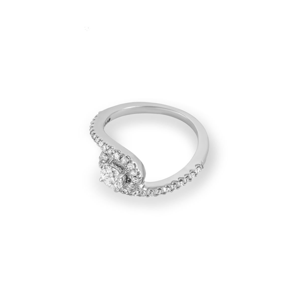 White Gold Round Brilliant Cut Diamond Ring 0.32ct I/VS2 In New Condition For Sale In London, GB