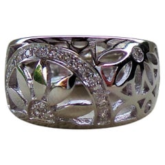 White Gold Round Diamonds 0.20K Band Flowers Designs Cocktail Ring
