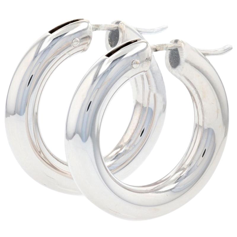 White Gold Round Hoop Earrings, 18 Karat Pierced Snap Closures