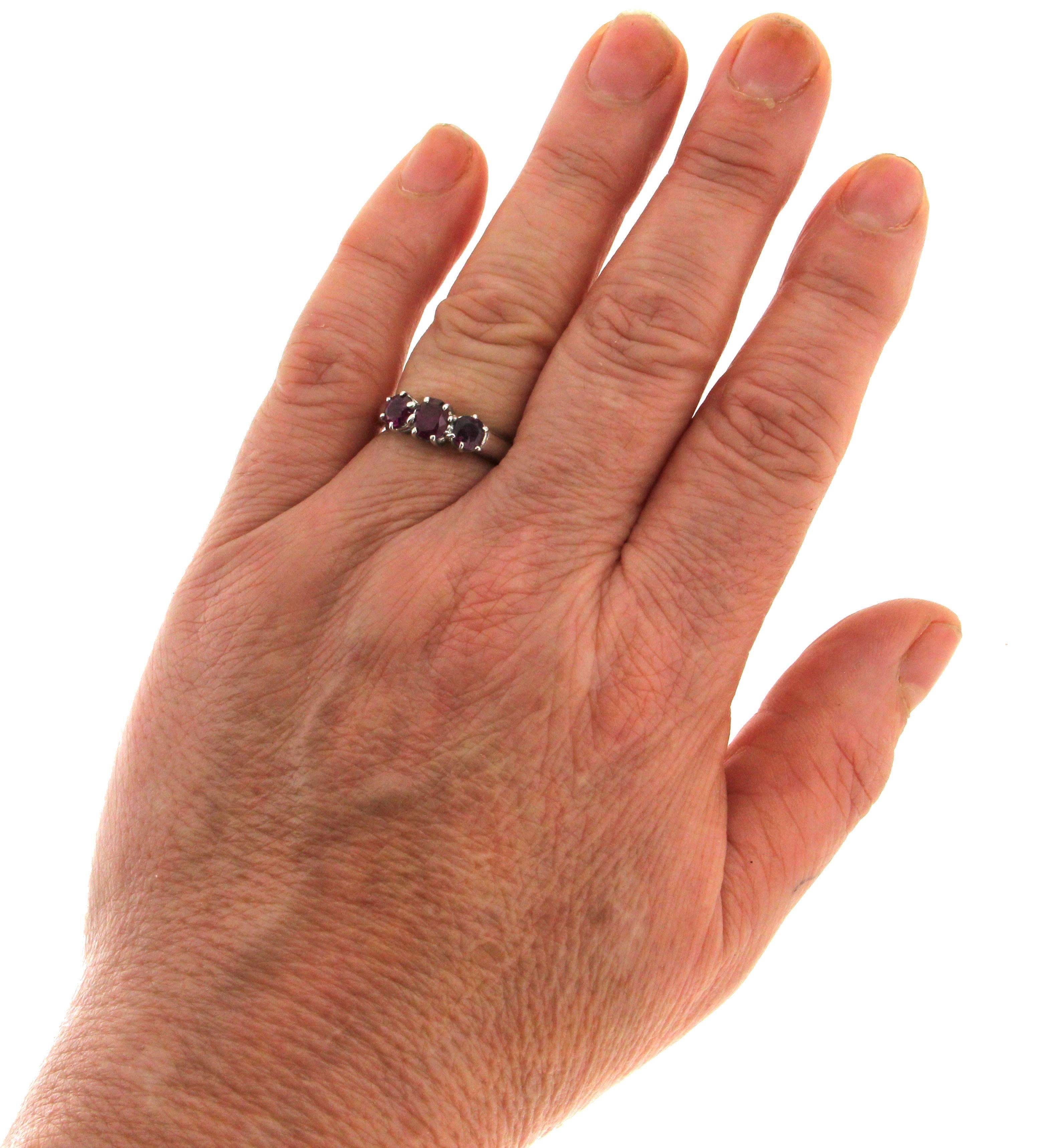 18 karat White Gold Rubies Engagement Ring 1