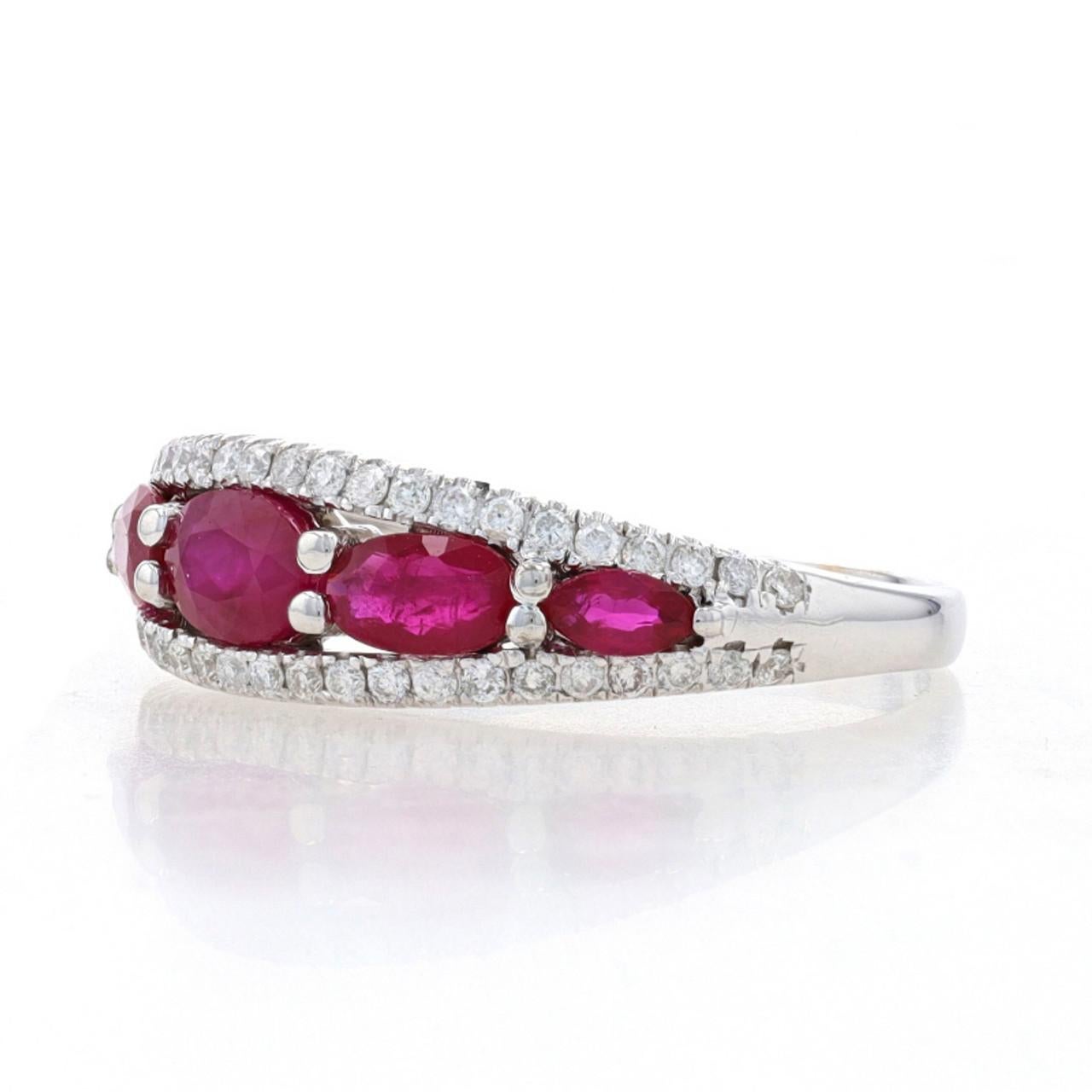 Weißgold Rubin & Diamantband 14k Oval & Marq 1,86ctw abgestufter Fünf-Stein-Ring (Rundschliff)