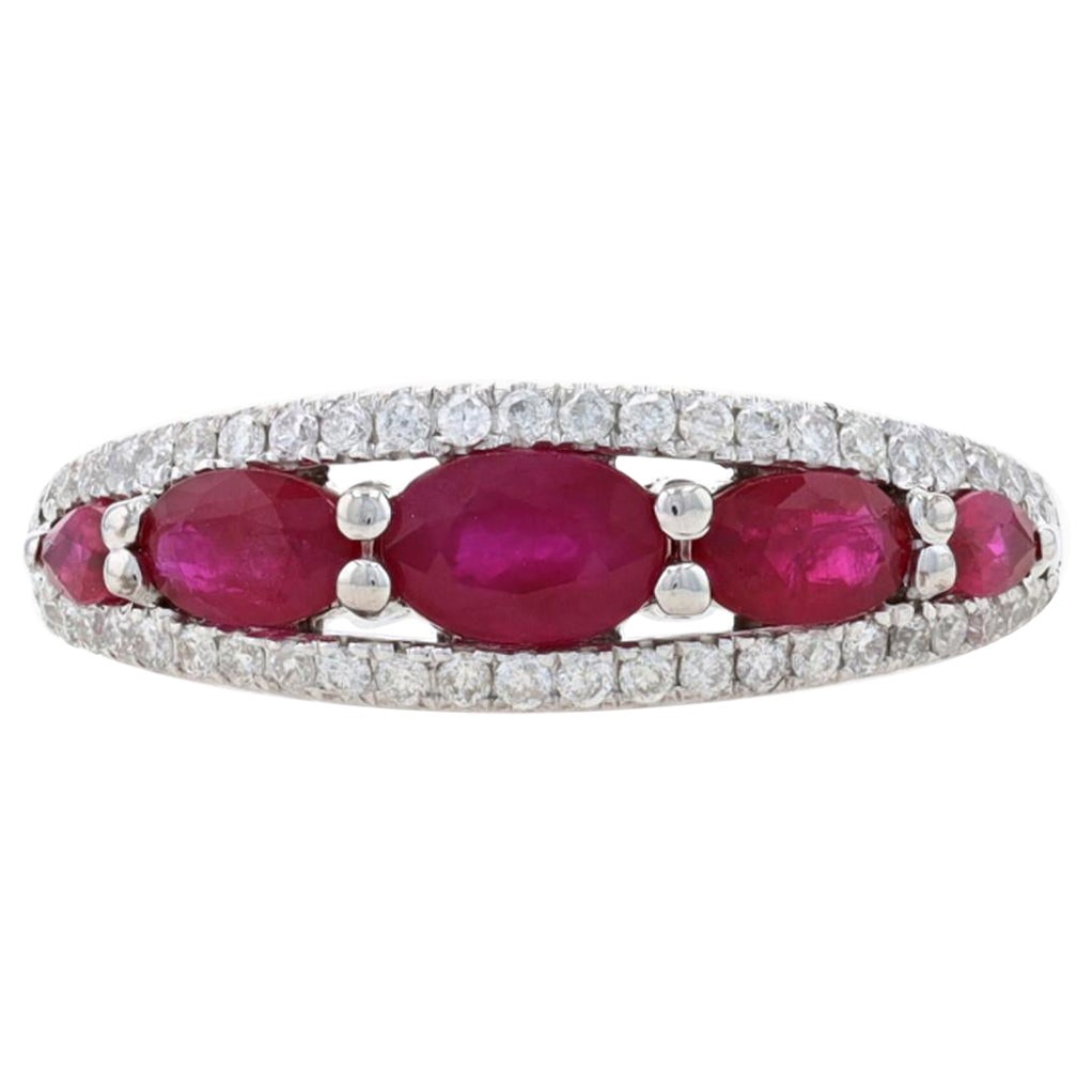 Weißgold Rubin & Diamantband 14k Oval & Marq 1,86ctw abgestufter Fünf-Stein-Ring