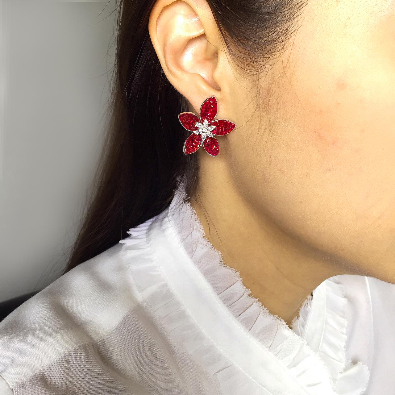 Modern White Gold Ruby Diamond Flower Stud Earrings For Sale