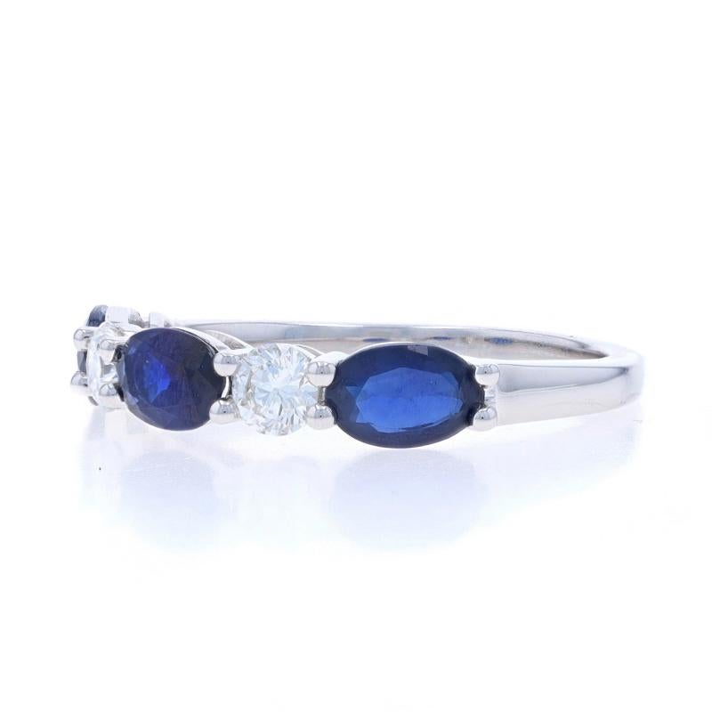 Bracelet en or blanc saphir et diamant - Bague 14k ovale 1.99ctw Neuf - En vente à Greensboro, NC