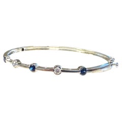 Pulsera de zafiro y diamantes de oro blanco