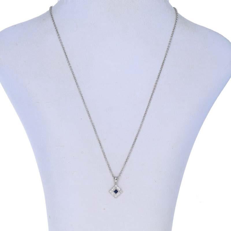 Quadrato Collana aureola con zaffiro e diamante in oro bianco -14k Sq .27ctw Extender Adjust in vendita