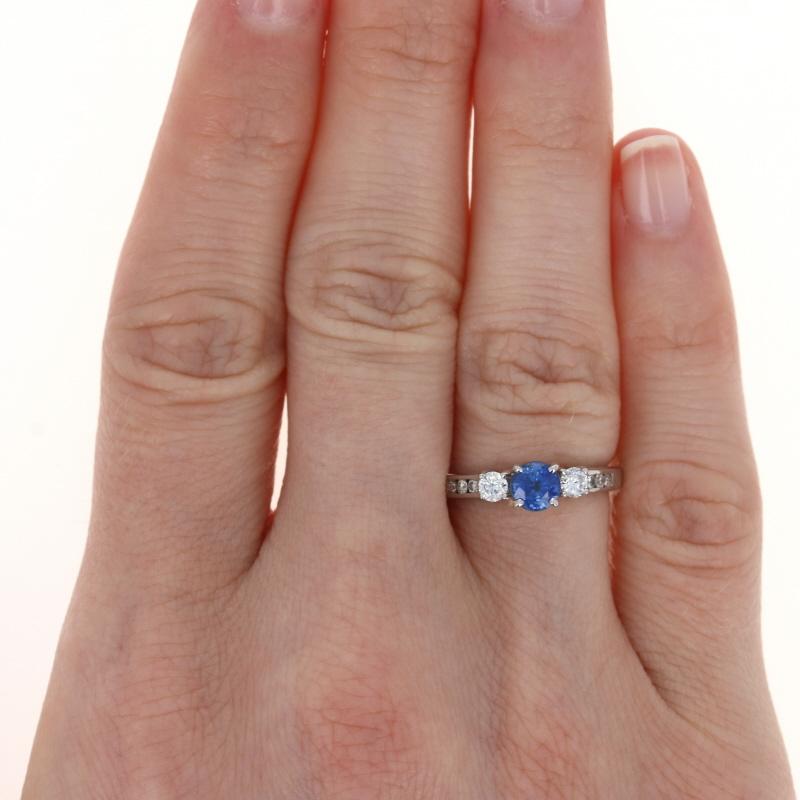 For Sale:  White Gold Sapphire & Diamond Engagement Ring, 14k Round Cut 1.03ctw 2