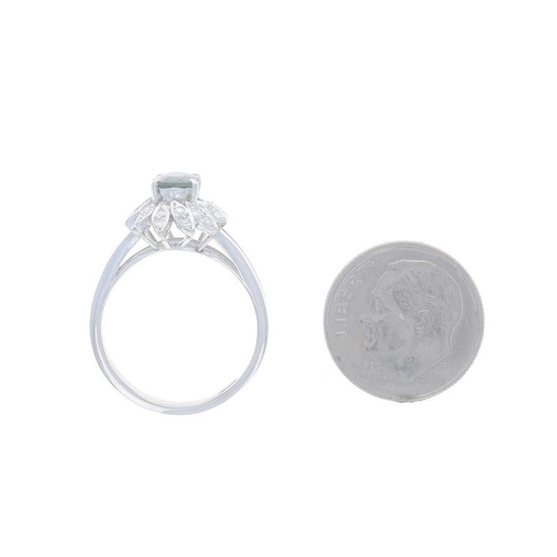 Anillo Halo Zafiro Diamante Oro Blanco - 14k Oval 0.58ctw Flor Catedral en venta 1