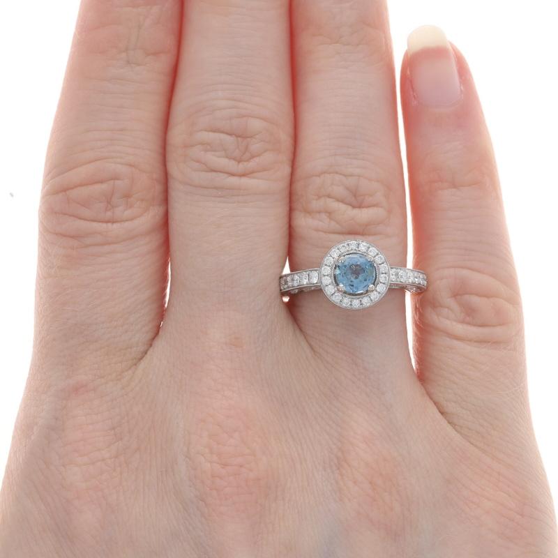 Taglio rotondo Anello aureola con zaffiro e diamante in oro bianco - 18 carati, fidanzamento rotondo con grana da 1,53 ct. in vendita