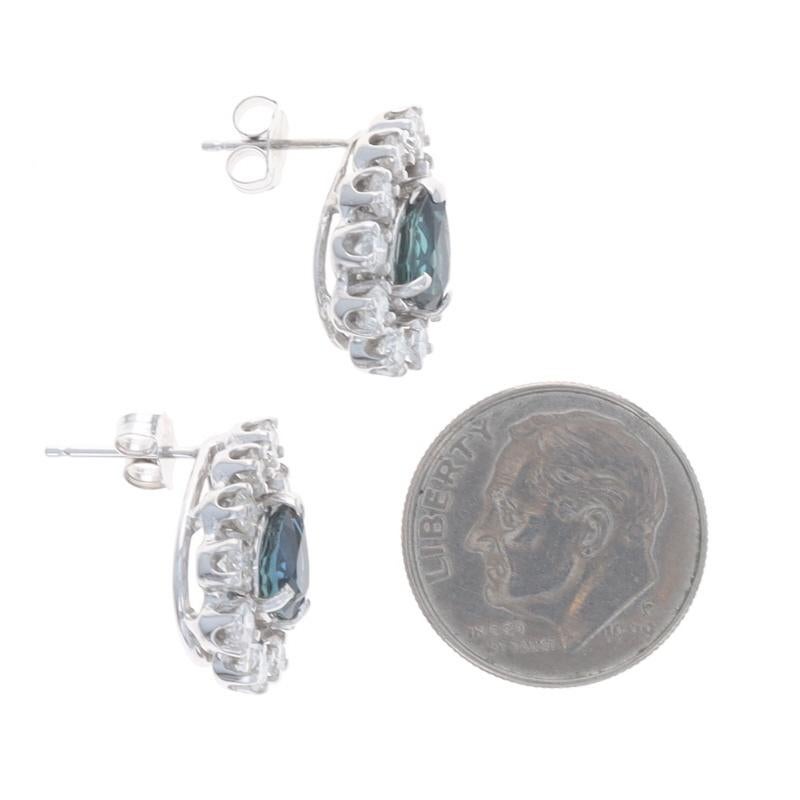 Boucles d'oreilles or blanc saphir diamant halo - 14k Pear 3.00ctw Teardrop Pour femmes en vente